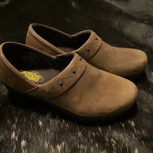 Shoes for Crews Brown Clogs‎ size 8 Leather EUC Nursing